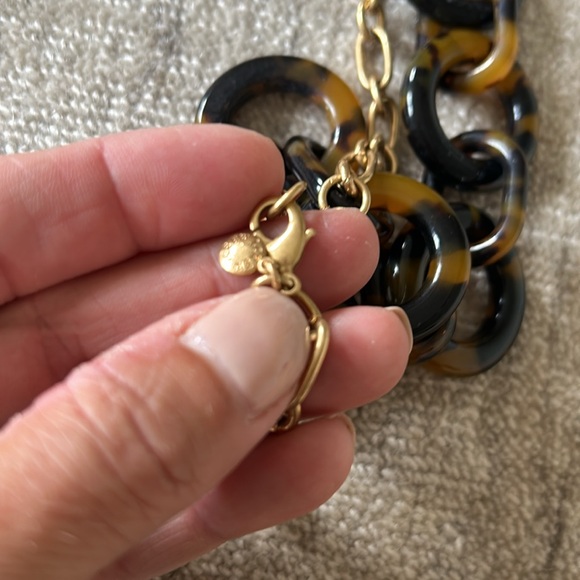 J Crew Tortoise Necklace - Picture 3 of 3